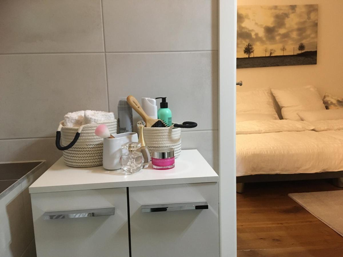 City-Apartment Ohligs โซลิงเงน ภายนอก รูปภาพ